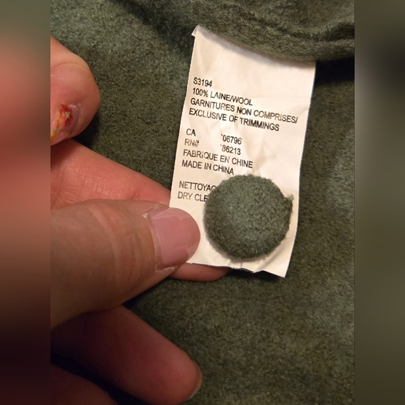 Tristan & Isuet. 100% Lanewool blazer. Forest green. Size Large - Picture 5 of 8